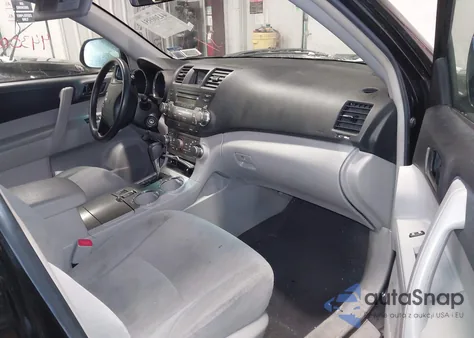 2012 Toyota Highlander Base V6 from USA, damaged, VIN 5TDBK3EH6CS100057